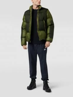 Budget ❤️ Nike Daunenjacke Mit Label-Schriftzug - Olivgrün ?