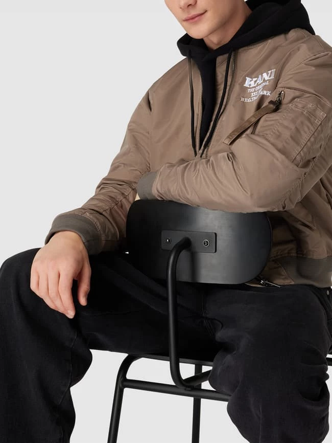 Coupon ? KARL KANI Bomberjacke Mit Label-Stitching - Olivgrün ? 3 Coupon ? KARL KANI Bomberjacke Mit Label-Stitching - Olivgrün ? – Bild 3