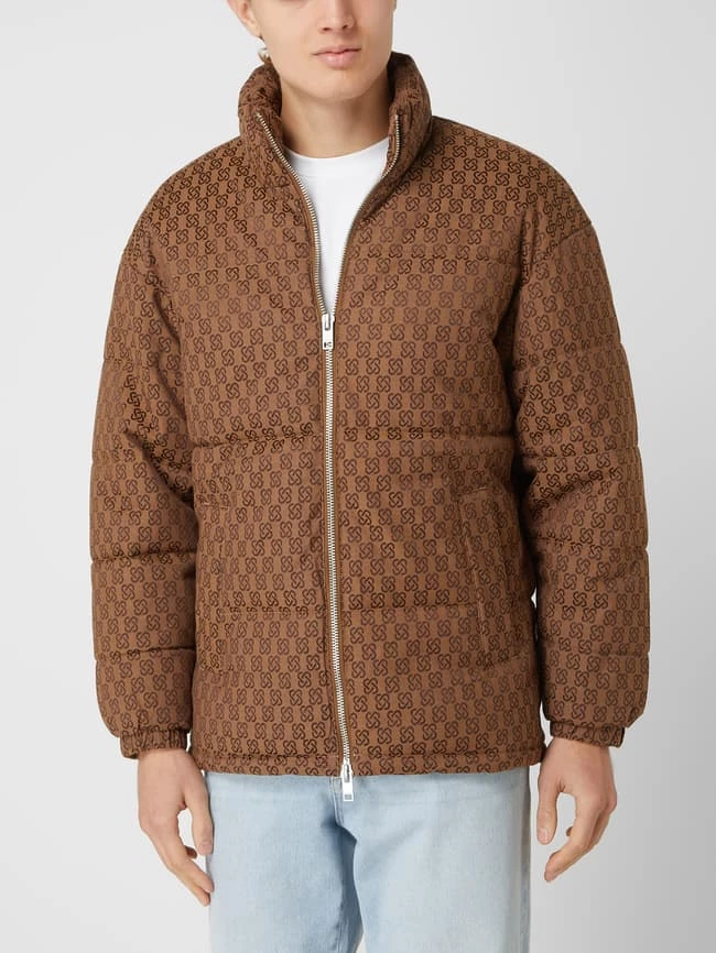 Am billigsten ? Jack & Jones Steppjacke Aus Baumwollmischung Modell 'Plaza' - Cognac ? 4 Am billigsten ? Jack & Jones Steppjacke Aus Baumwollmischung Modell 'Plaza' - Cognac ? – Bild 4