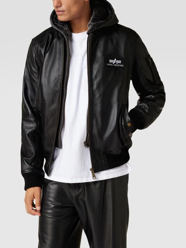 Aktion ? Alpha Industries Lederjacke Mit Label-Details - Schwarz ? 4 Aktion ? Alpha Industries Lederjacke Mit Label-Details - Schwarz ? – Bild 4