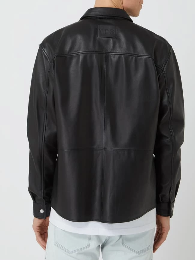Am billigsten ? YOUNG POETS SOCIETY Hemdjacke Aus Schafsleder Modell 'Dax' - Schwarz ✨ 5 Am billigsten ? YOUNG POETS SOCIETY Hemdjacke Aus Schafsleder Modell 'Dax' - Schwarz ✨ – Bild 5