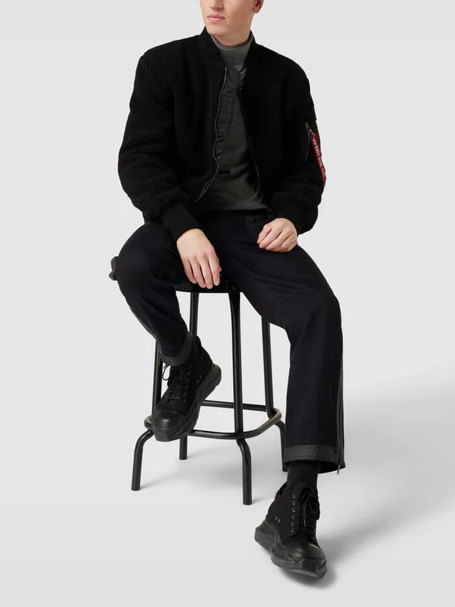 Am billigsten ? Alpha Industries Bomberjacke In Teddyfell-Optik - Schwarz ? 1 Am billigsten ? Alpha Industries Bomberjacke In Teddyfell-Optik - Schwarz ?