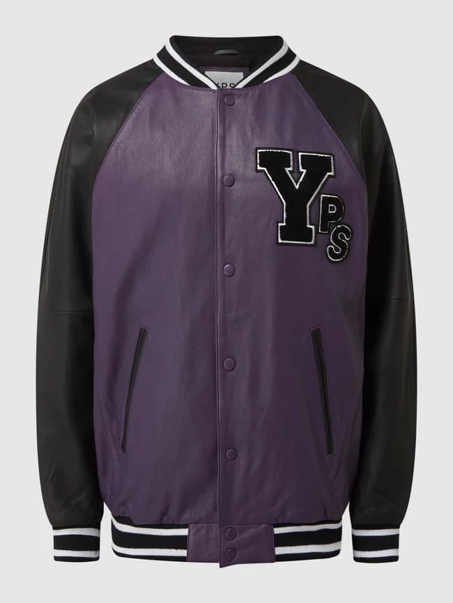 Coupon ? YOUNG POETS SOCIETY Oversized Blouson Aus Leder Modell 'Axl' - Lila ? 2 Coupon ? YOUNG POETS SOCIETY Oversized Blouson Aus Leder Modell 'Axl' - Lila ? – Bild 2