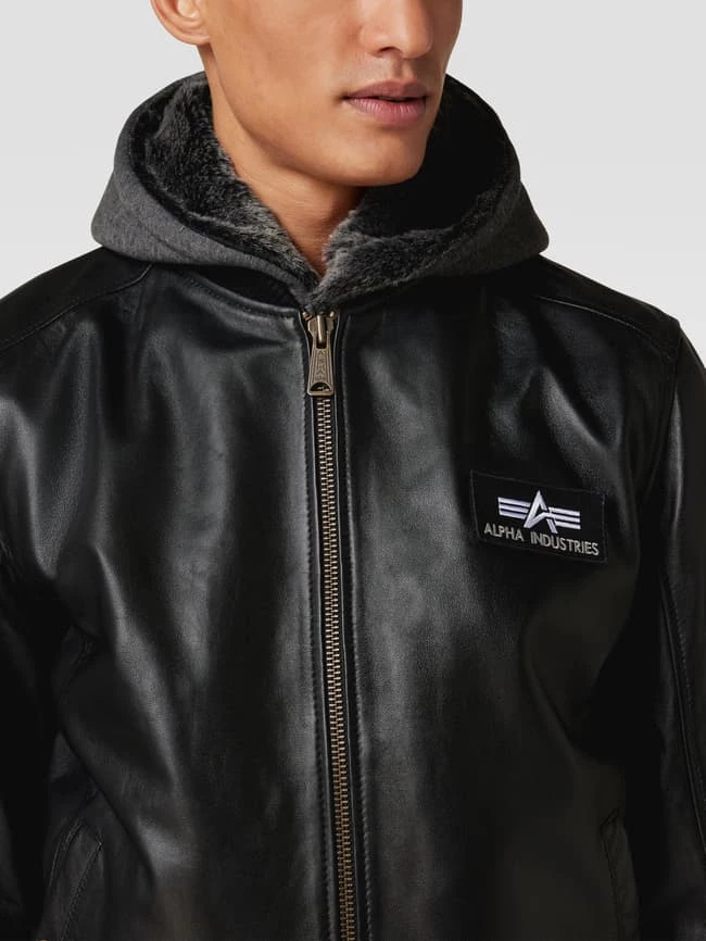 Aktion ? Alpha Industries Lederjacke Mit Label-Details - Schwarz ? 3 Aktion ? Alpha Industries Lederjacke Mit Label-Details - Schwarz ? – Bild 3