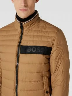 Großhandel ⭐ BOSS Steppjacke Mit Label-Detail Modell 'Darolus' - Beige ⭐ 7 Großhandel ⭐ BOSS Steppjacke Mit Label-Detail Modell 'Darolus' - Beige ⭐ -LACOSTE SHOP ah64od2ka17kkcij6sqj8d9o852kada799b4sjij9l456k27ad5jcjaca4okojq99gs42l299l3jchhk9oo3icb46di3aphpchij0p1k68o66oj26lh64e9l6gsjid36c5h3ce8