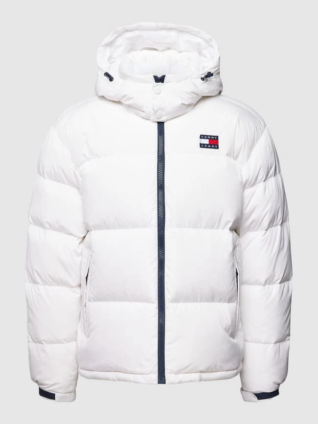 Bestpreis ? Tommy ? Jeans Daunenjacke Mit Label-Detail - Weiß ⌛ 2 Bestpreis ? Tommy ? Jeans Daunenjacke Mit Label-Detail - Weiß ⌛ – Bild 2