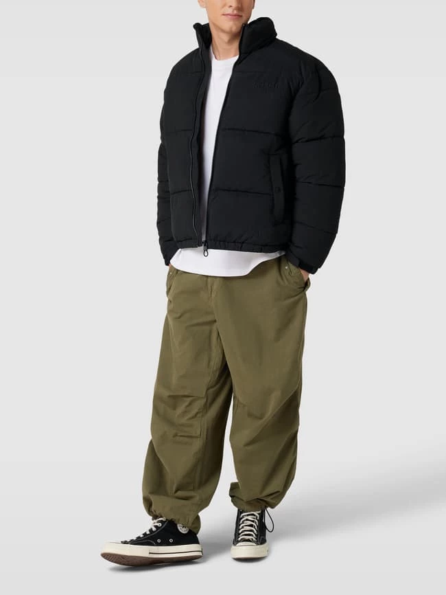 Großhandel ? REVIEW Steppjacke Mit Label-Stitching - Schwarz ✨ 1 Großhandel ? REVIEW Steppjacke Mit Label-Stitching - Schwarz ✨